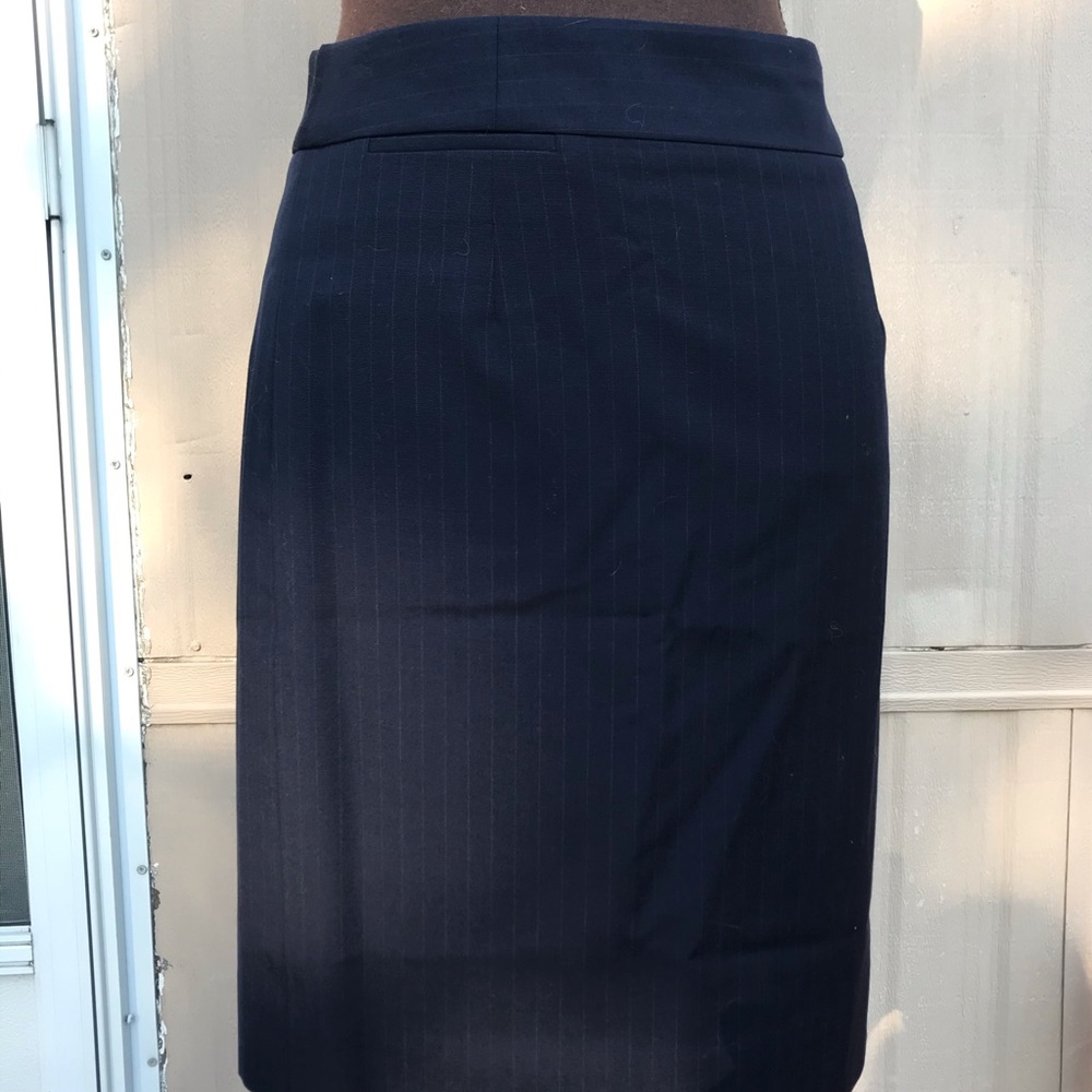- Navy blue light stripes J.Crew pencil skirt Size 0. Slit in the back